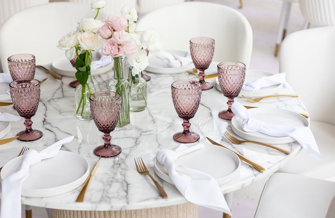 Mesa Mármol Blanco 1.20 con Base Travertino