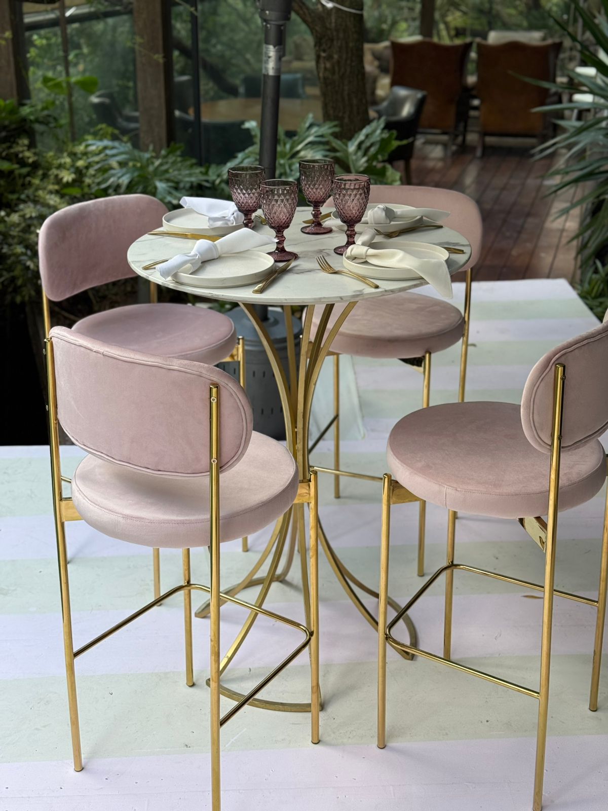 Banco Gold Terciopelo Baby Pink