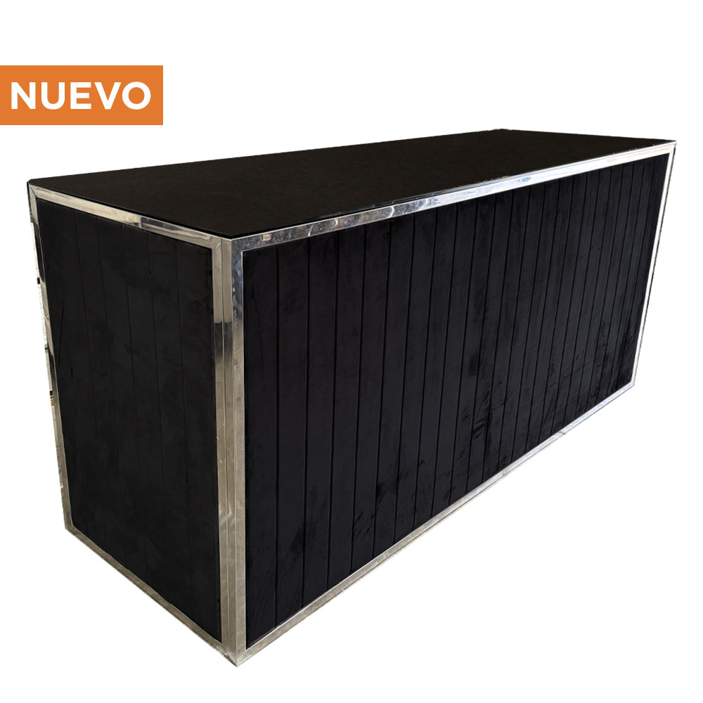 Barra de terciopelo negro con marco plateado