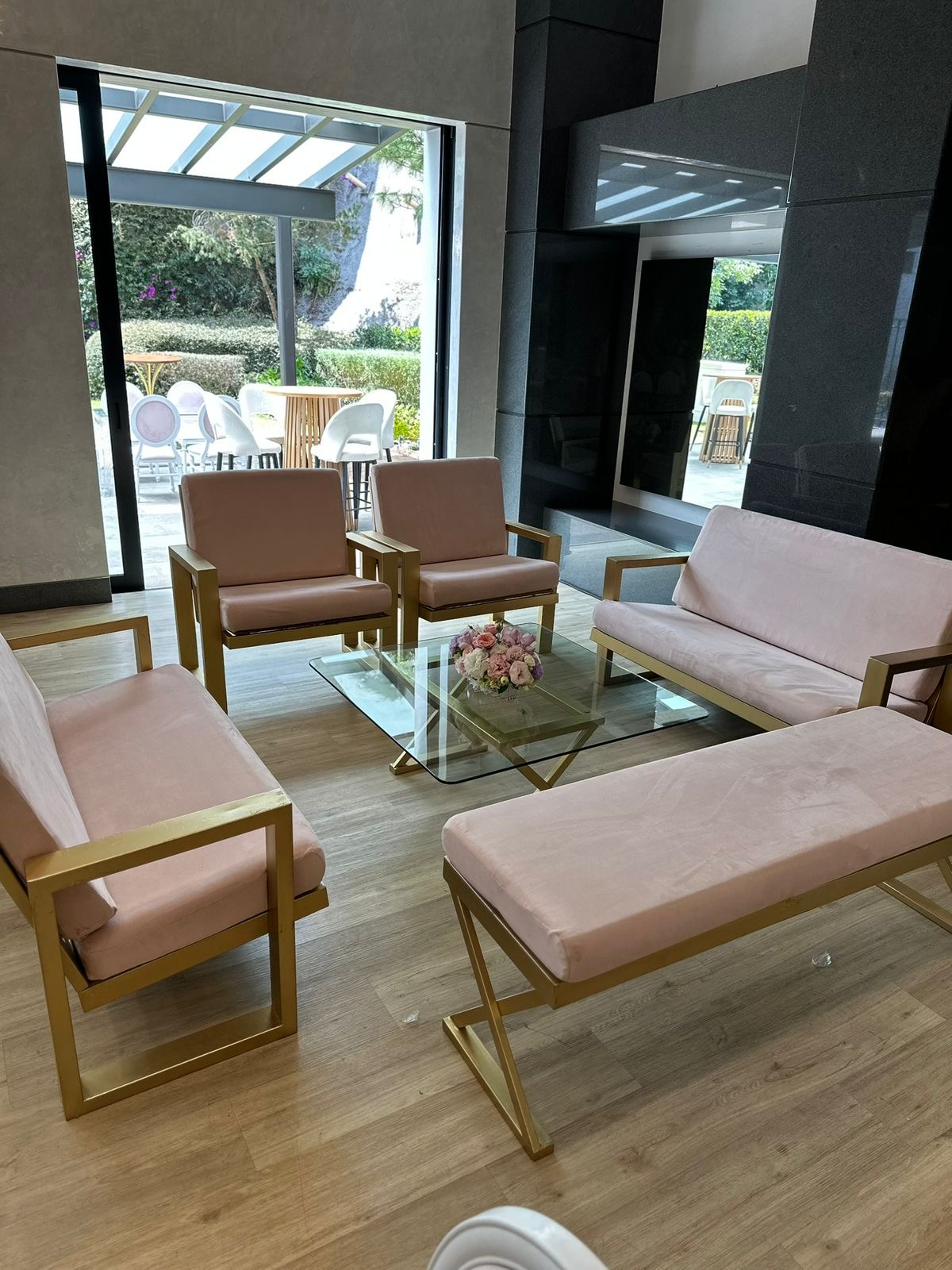 Sala Gold Rosa para 10 Personas